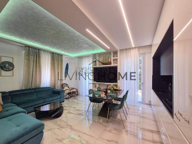 Appartamento in vendita di 83 m² in Viale Ancona, 1