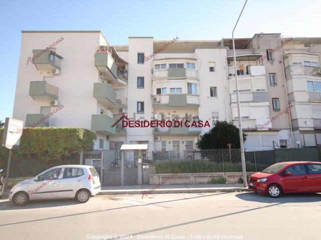 Appartamento in vendita di 83 m² in Viale della Regione Siciliana, 3005