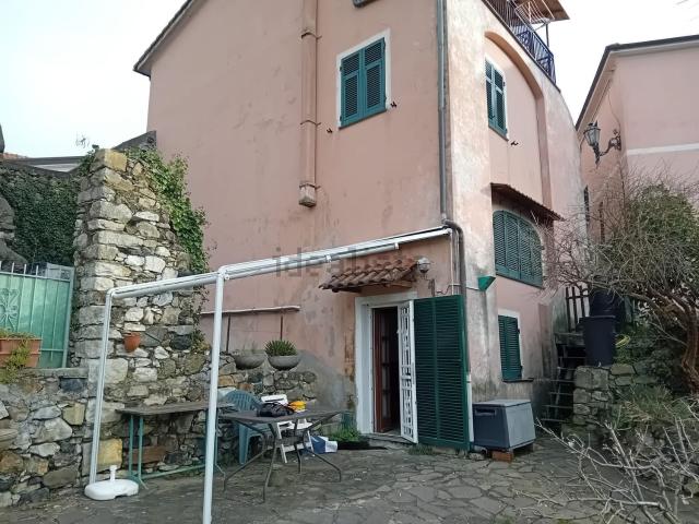 Appartamento in vendita di 105 m² in Località Piazza