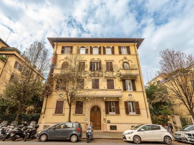 Appartamento in vendita di 80 m² in Circonvallazione Clodia, 178