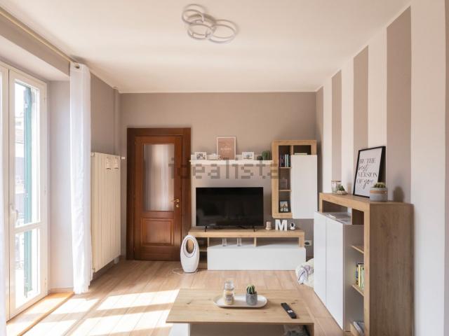 Appartamento in vendita di 80 m² in Corso Benedetto Cairoli, 8