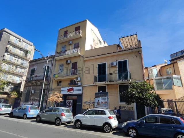 Appartamento in vendita di 80 m² in Corso delle Province, 180