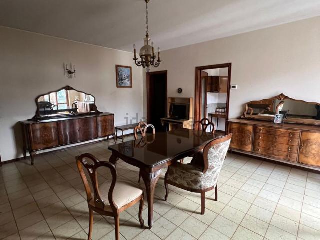 Appartamento in vendita di 80 m² in Corso Genova, 1