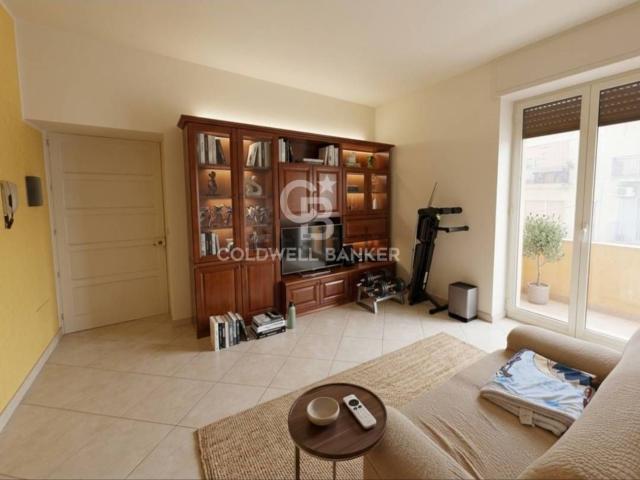 Appartamento in vendita di 80 m² in Corso John Fitzgerald Kennedy, 85