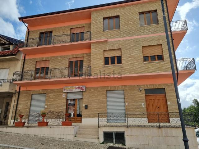 Appartamento in vendita di 80 m² in Corso L. Cadorna, 25