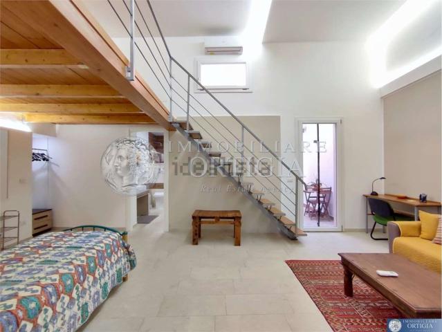 Appartamento in vendita di 80 m² in Corso Timoleonte