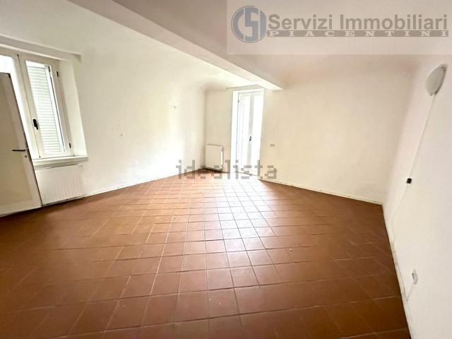 Appartamento in vendita di 80 m² in Corso Vittorio Emanuele II, 50