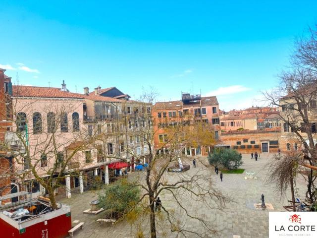 Appartamento in vendita di 80 m² in Fondamenta Trapolin, 2600