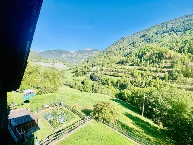 Appartamento in vendita di 80 m² in Frazione Chez Les Blanc