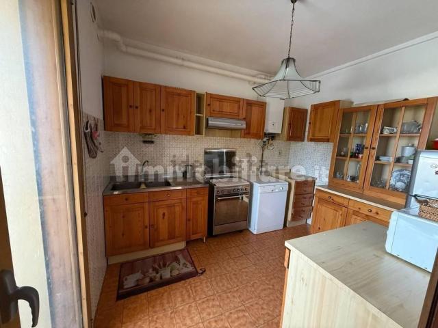 Appartamento in vendita di 80 m² in Largo Catallo