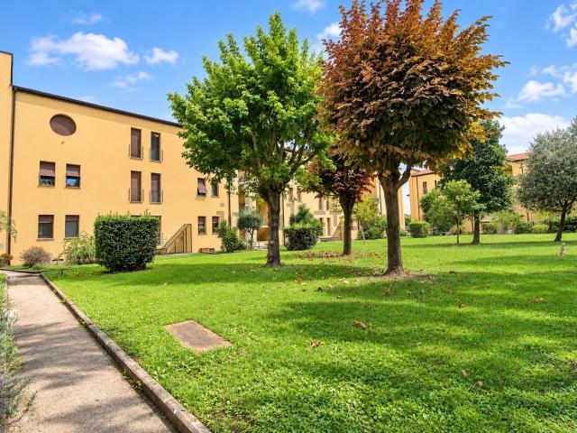 Appartamento in vendita di 80 m² in Largo Catallo, 7