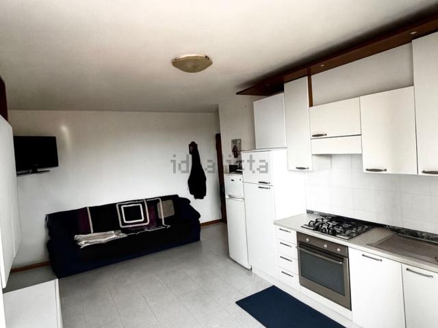 Appartamento in vendita di 80 m² in Largo Fontanili, 10