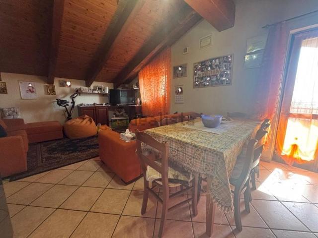 Appartamento in vendita di 80 m² in Località Porossan Papet, 119