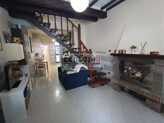 Appartamento in vendita di 80 m² in Piazza Umberto I
