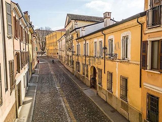 Appartamento in vendita di 80 m² in Piazza Virgiliana