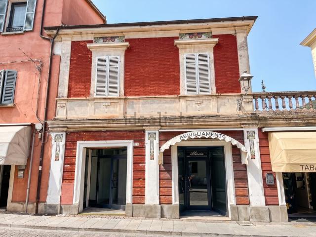 Appartamento in vendita di 80 m² in Piazza Vittorio Emanuele, 11