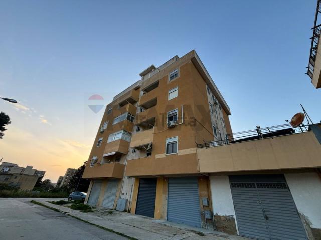 Appartamento in vendita di 80 m² in Piazza Alcide de Gasperi, 16