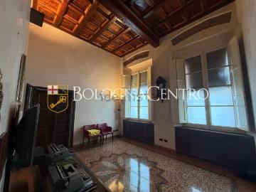 Appartamento in vendita di 80 m² in Piazza Aldrovandi