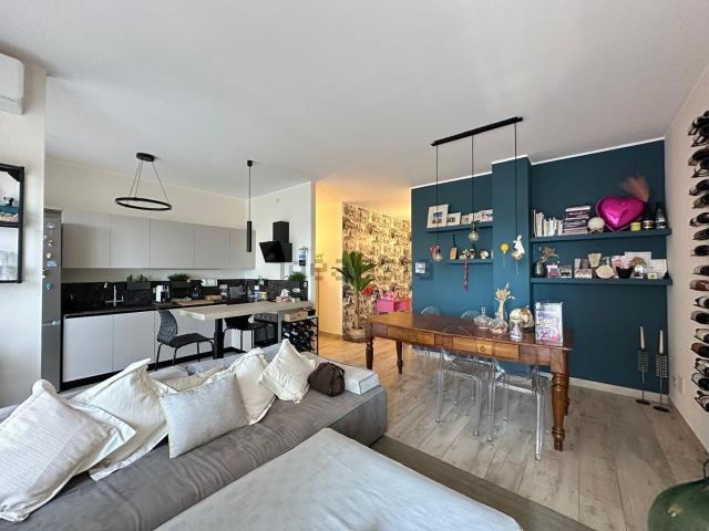 Appartamento in vendita di 80 m² in Piazza dei Caduti, 25