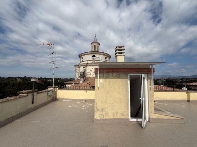 Appartamento in vendita di 80 m² in Piazza della Indipendenza, 24