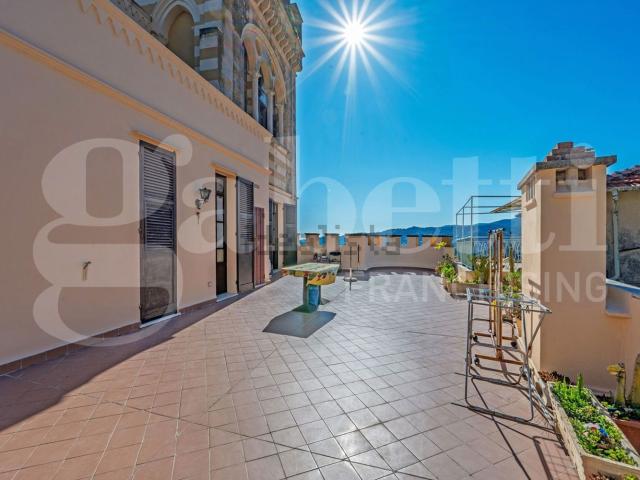 Appartamento in vendita di 80 m² in Piazza Fratelli Ruffini, 2