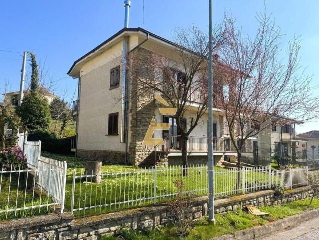 Appartamento in vendita di 80 m² in Strada Provinciale 16