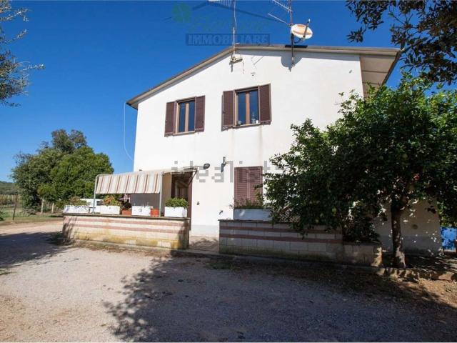 Appartamento in vendita di 80 m² in Strada Provinciale Valmarina