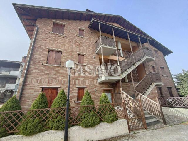 Appartamento in vendita di 80 m² in Strada Statale 696 del Parco Regionale Sirente Velino, 12