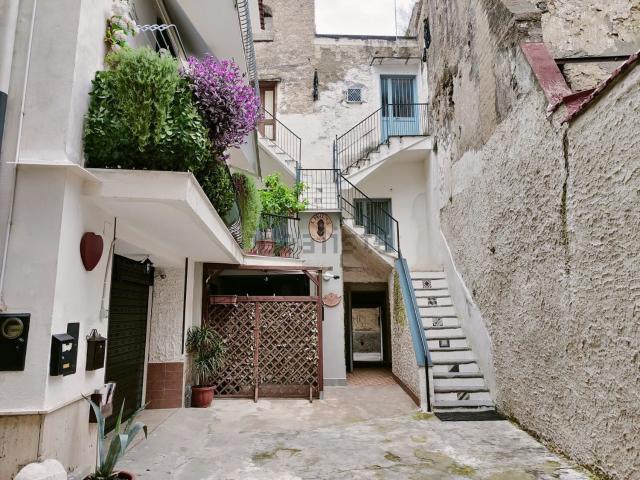 Appartamento in vendita di 80 m² in Vicolo 1 San Paolino, 10