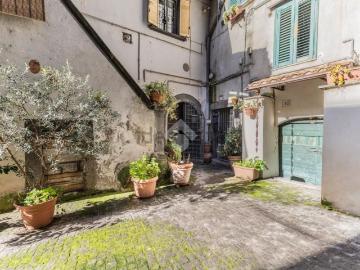 Appartamento in vendita di 80 m² in Vicolo del Paradiso, 16