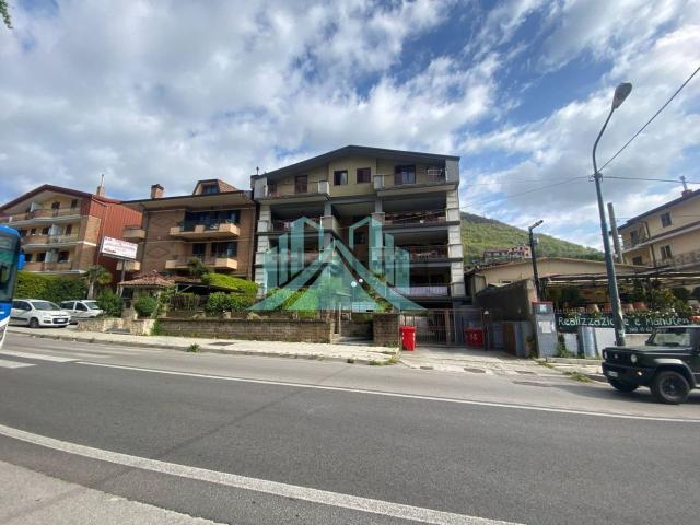 Appartamento in vendita di 80 m² in Via Taverna Campanile, 110