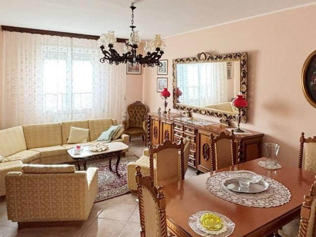 Appartamento in vendita di 80 m² in Via Tenente Ennio Corradini, 37