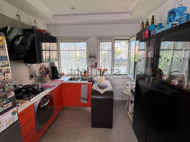 Appartamento in vendita di 80 m² in Via Terracina