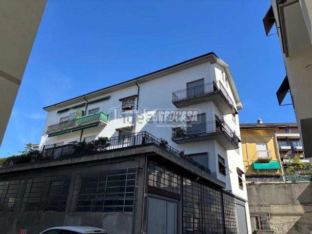 Appartamento in vendita di 80 m² in Via Tommaso Perassi