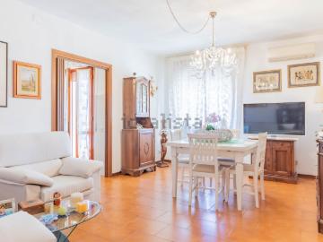 Appartamento in vendita di 80 m² in Via Tosco Romagnola Ovest