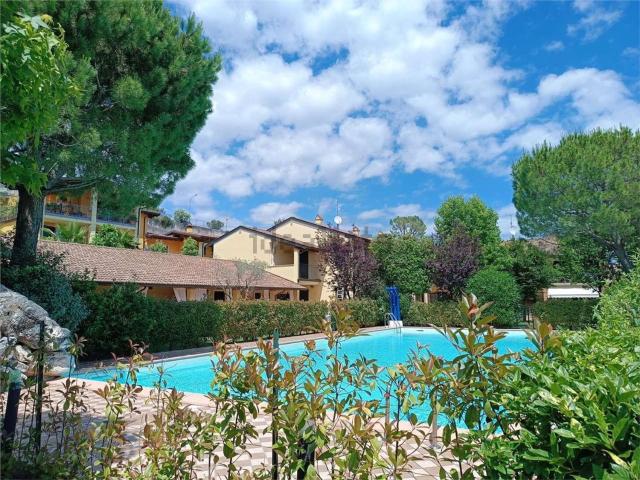 Appartamento in vendita di 80 m² in Via Tre Santi, 8