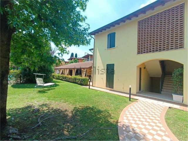 Appartamento in vendita di 80 m² in Via Tre Santi, 8