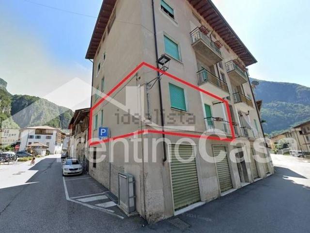 Appartamento in vendita di 80 m² in Via Trento, 22