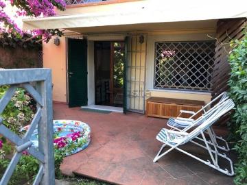 Appartamento in vendita a Forte dei Marmi - Giardino