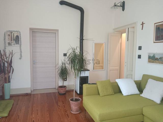 Appartamento in vendita di 80 m² in Via Trento