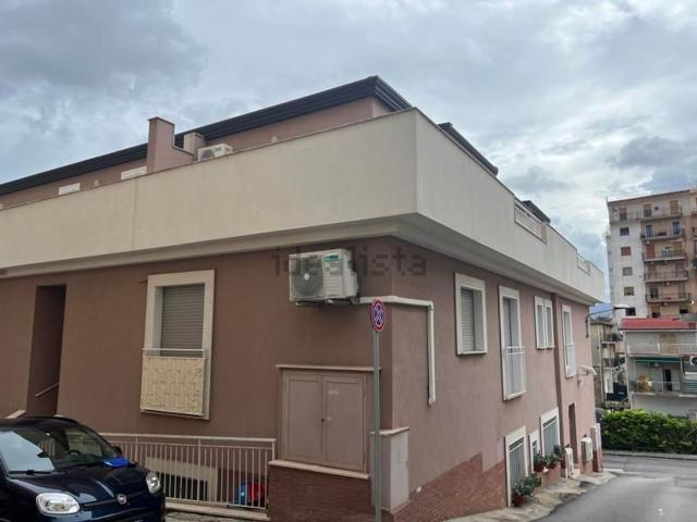 Appartamento in vendita di 80 m² in Via Trieste