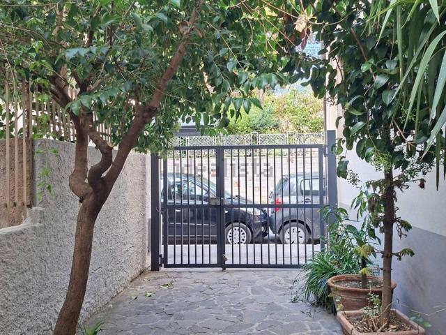 Appartamento in vendita di 80 m² in Via Trieste, 76