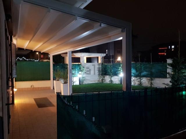 Appartamento in vendita di 80 m² in Via Ugo Foscolo