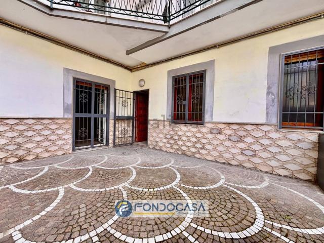 Appartamento in vendita di 80 m² in Via Ugo Foscolo