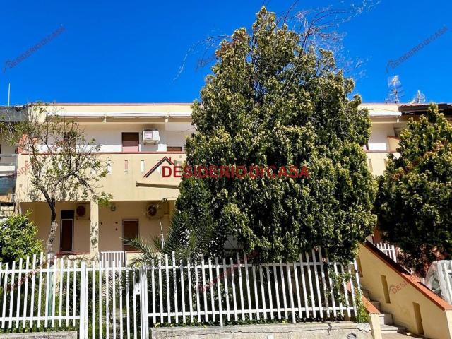 Appartamento in vendita di 80 m² in Via Val di Noto, 1