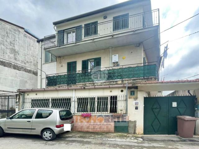 Appartamento in vendita di 80 m² in Via Venero, 247