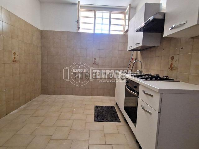 Appartamento in vendita di 80 m² in Via Vincenzo Roppo