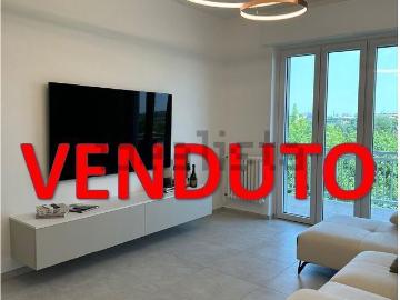 Appartamento in vendita di 80 m² in Via Vigevanese, 7
