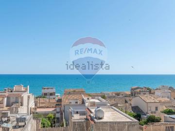 Appartamento in vendita di 80 m² in Via Villa Glori