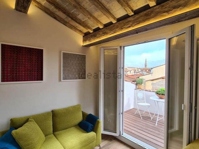 Appartamento in vendita di 80 m² in Via Villani, 9